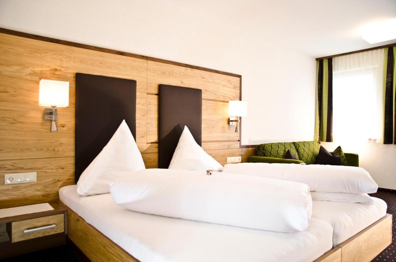 Hotel Garni Arosa Ischgl Pokoj fotografie