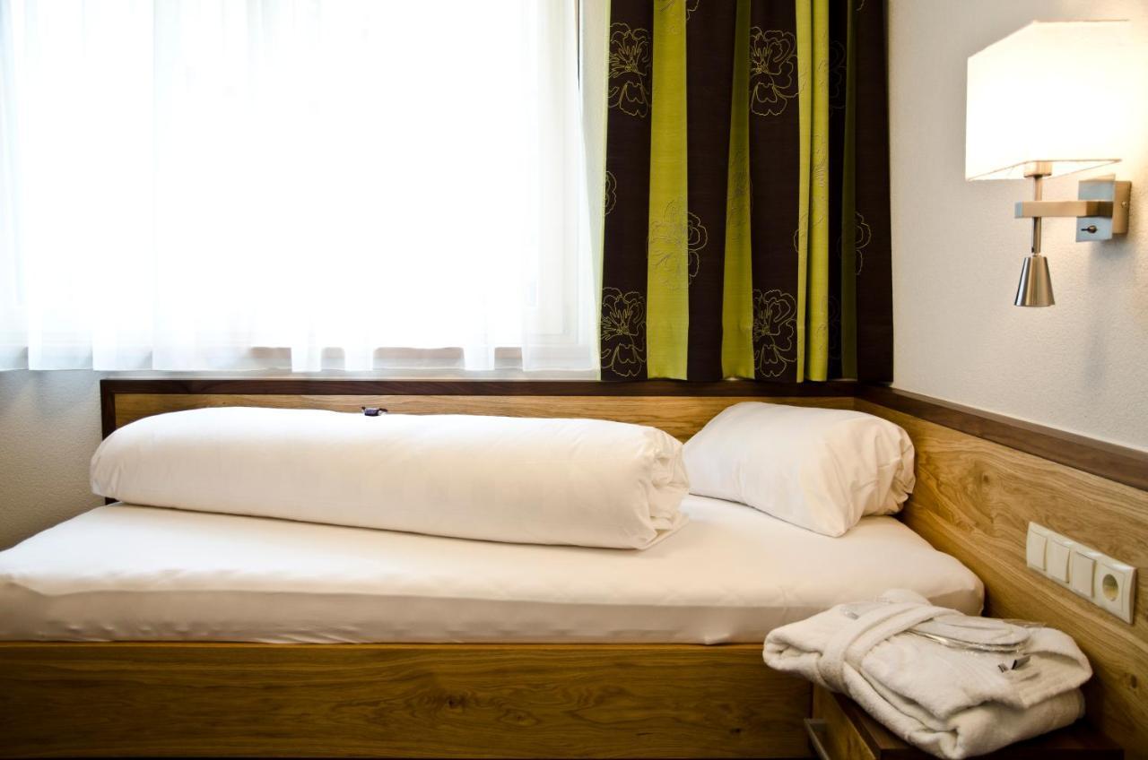 Hotel Garni Arosa Ischgl Pokoj fotografie